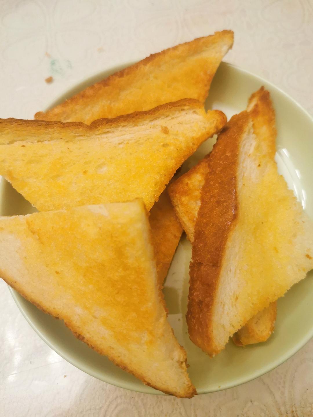 奶香蜂蜜烤吐司片