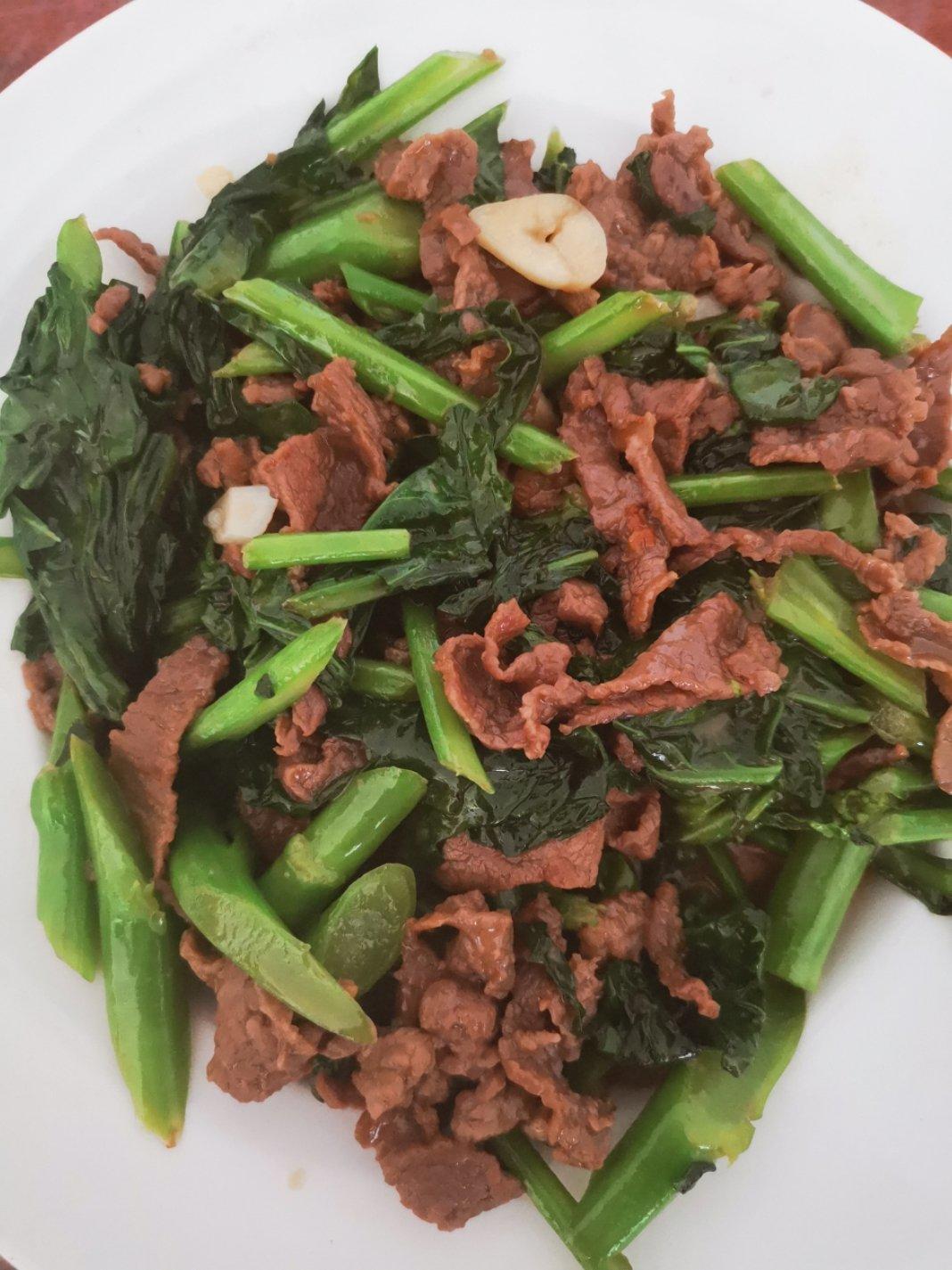 牛肉炒芥蓝
