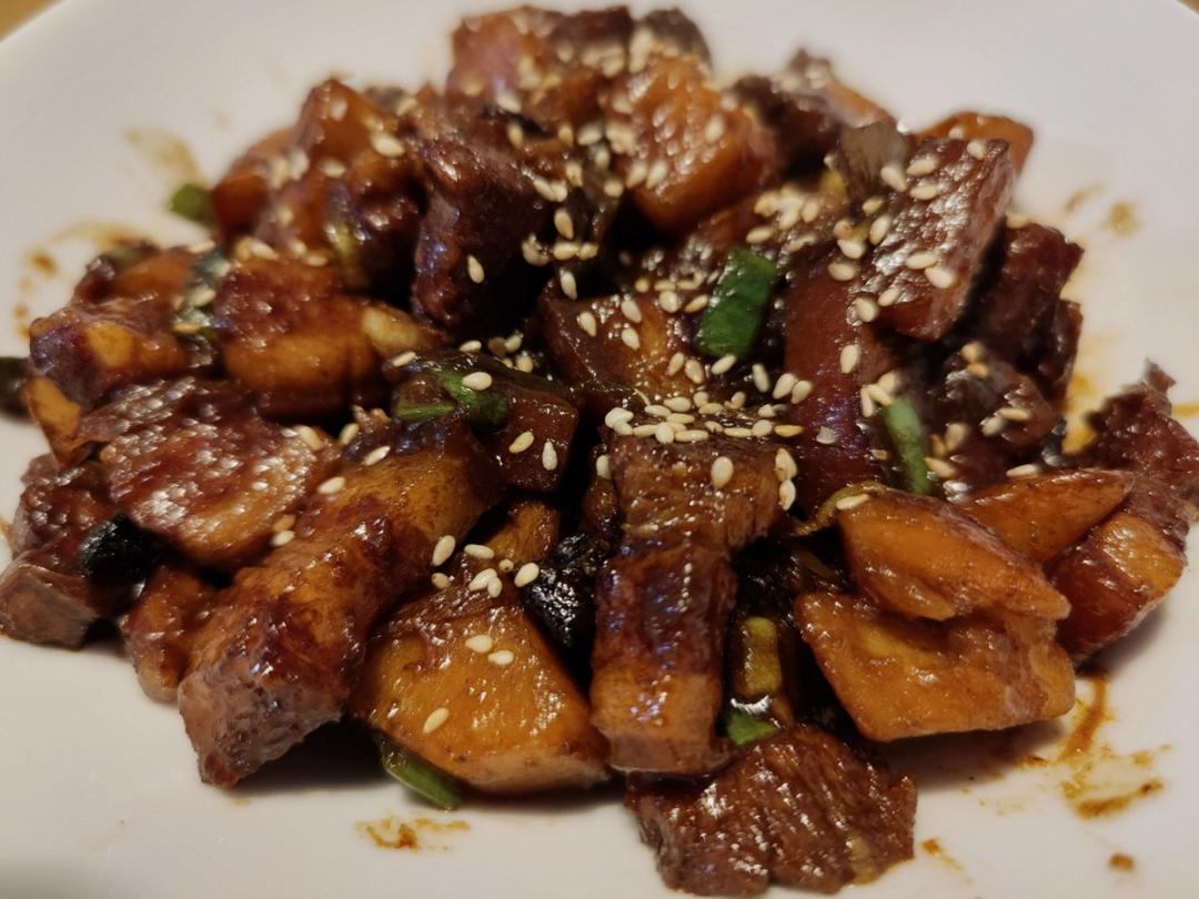 私房红烧肉 垂涎三尺软糯无比
