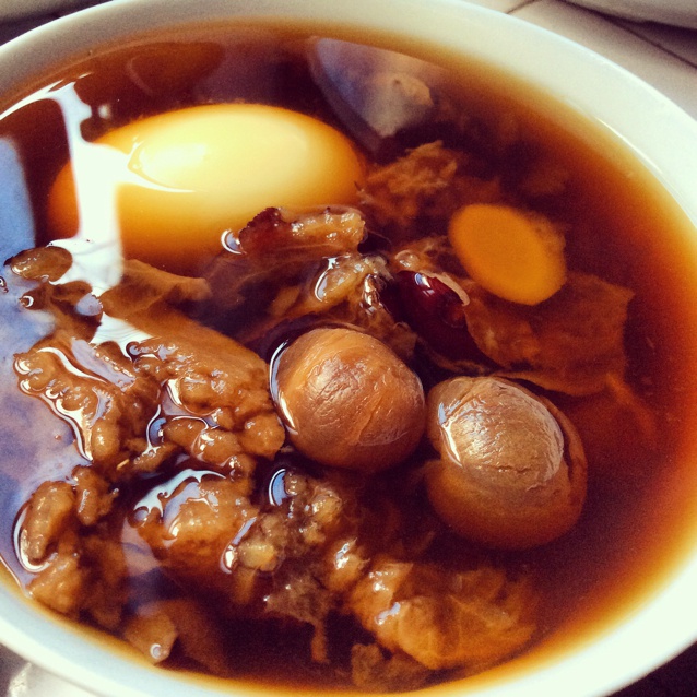红枣桂圆煮鸡蛋
