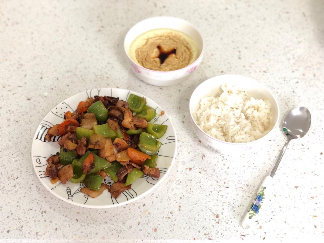 土豆回锅肉