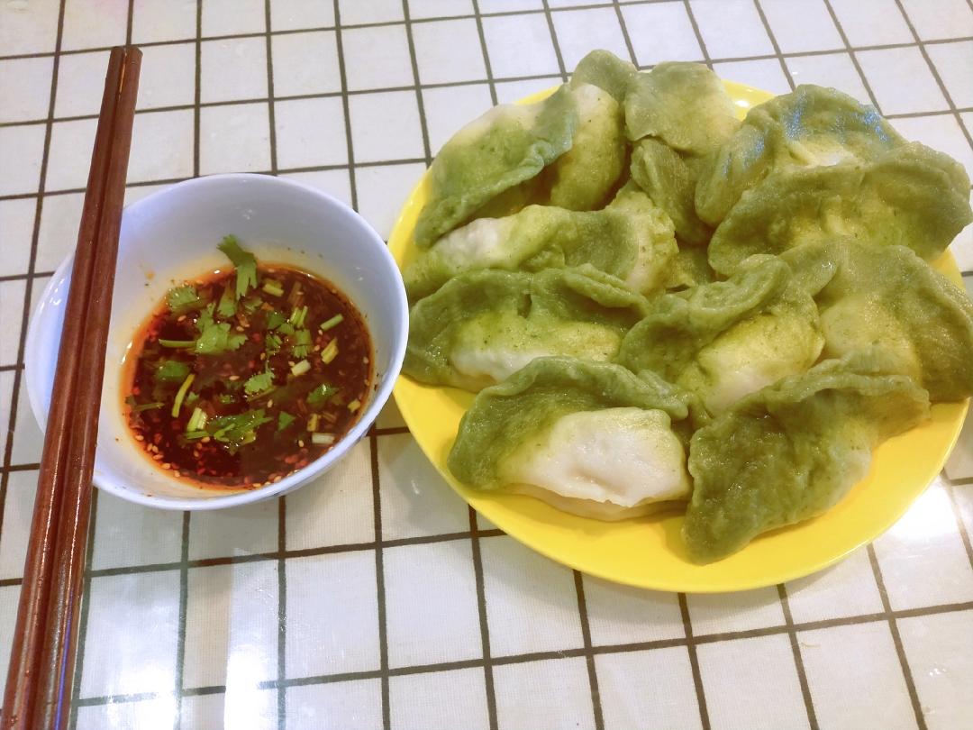 菠菜饺子的做法