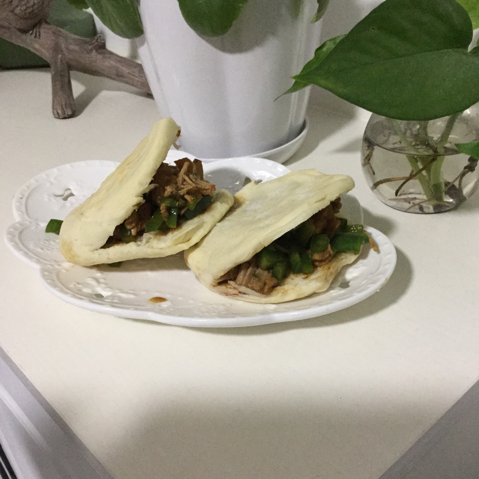 腊汁肉夹馍