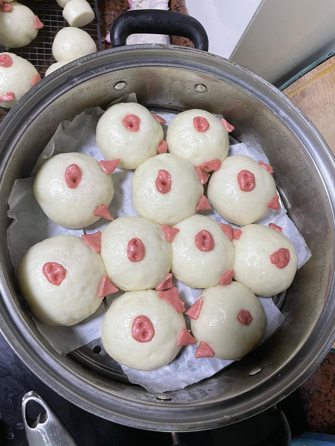 小猪奶黄包