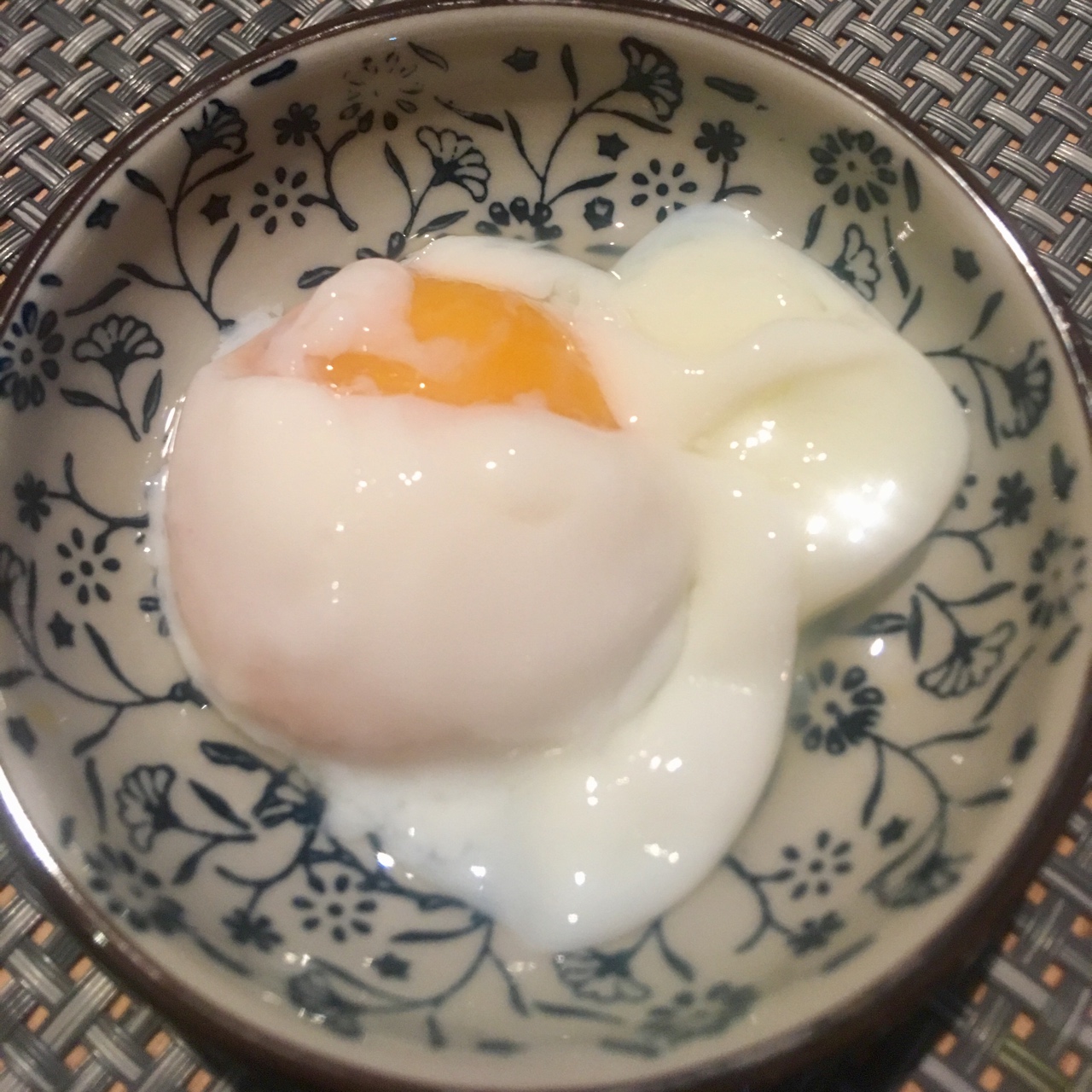 日式半熟温泉蛋的做法