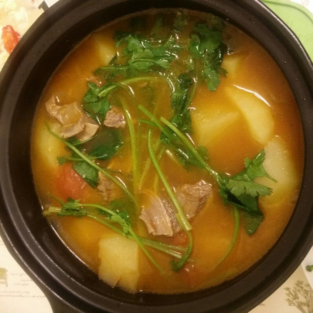 番茄土豆炖牛腩
