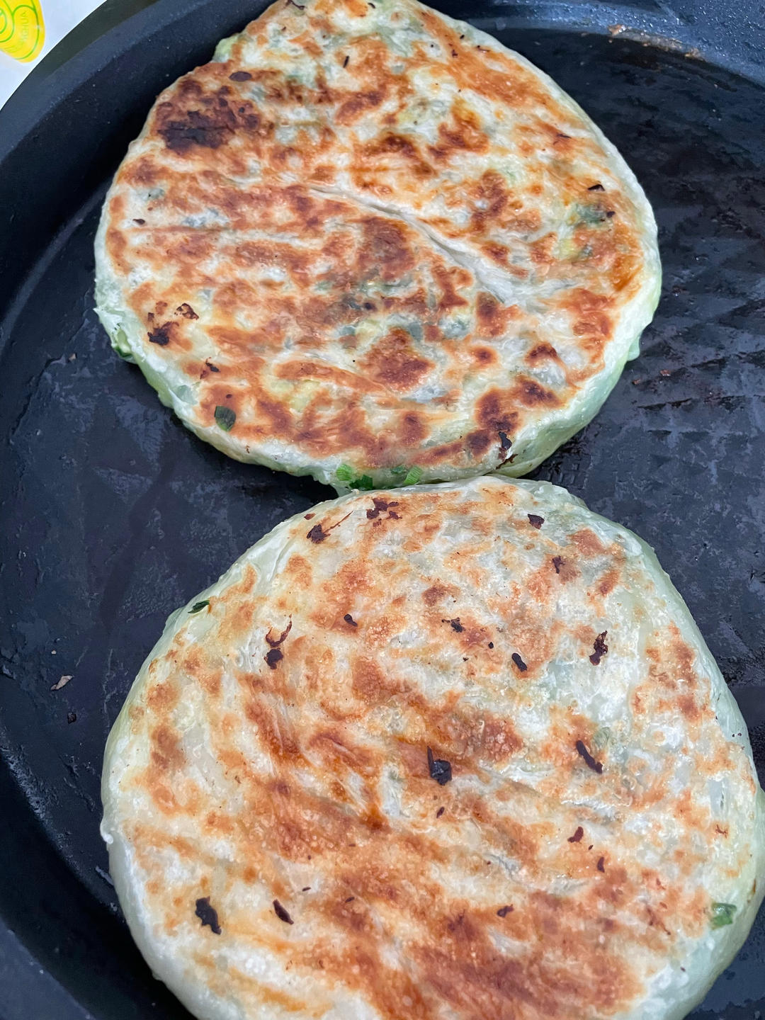 手抓饼韭菜盒子