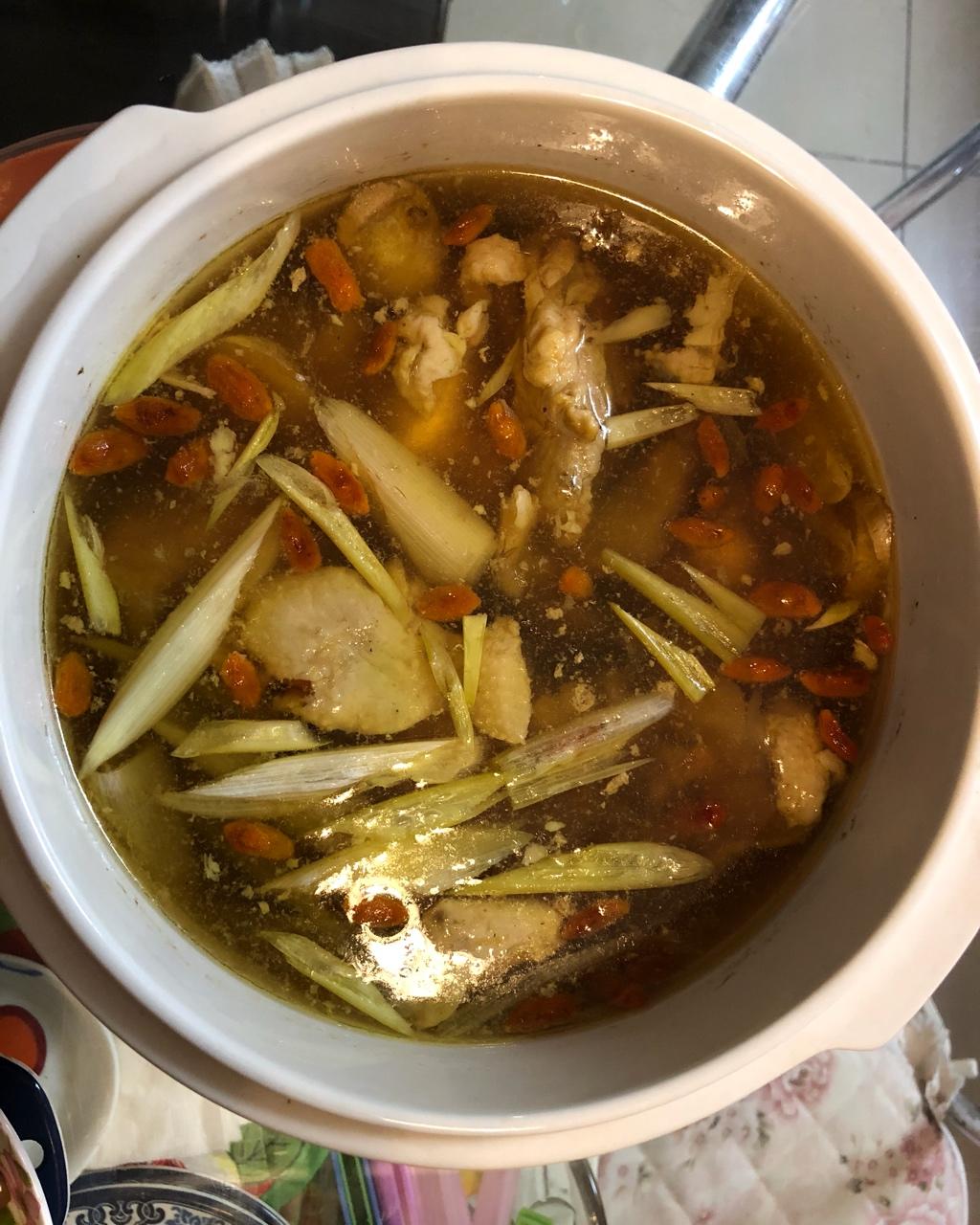 煲靓汤 老母鸡汤