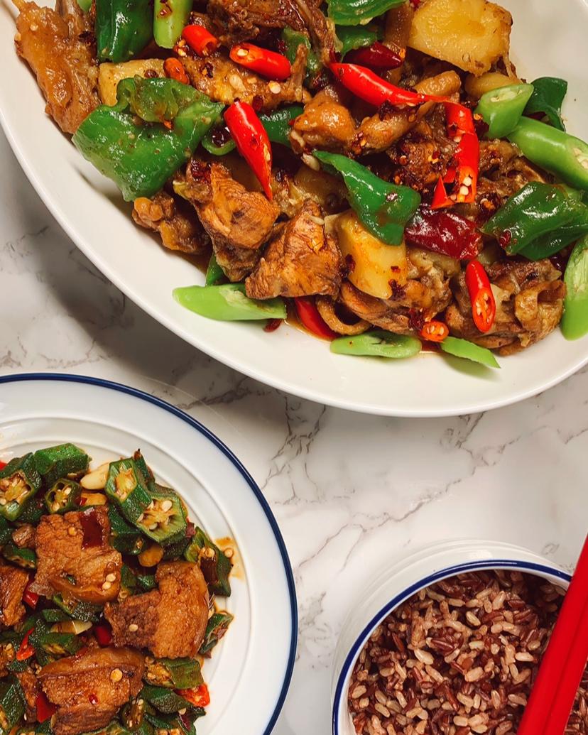 地锅鸡+自制红油【曼食慢语】