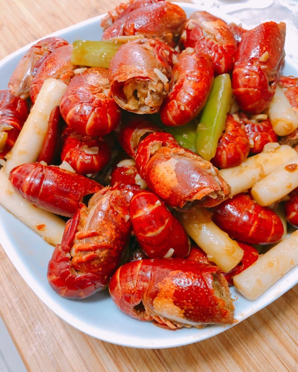 橘丽丝的蒜蓉小龙虾