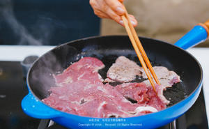 一出场就能镇住所有饥饿的肚肠 | 日式牛肉饭的做法 步骤10