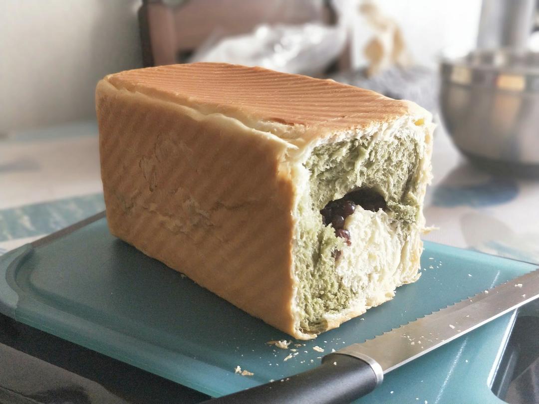 抹茶蜜豆吐司