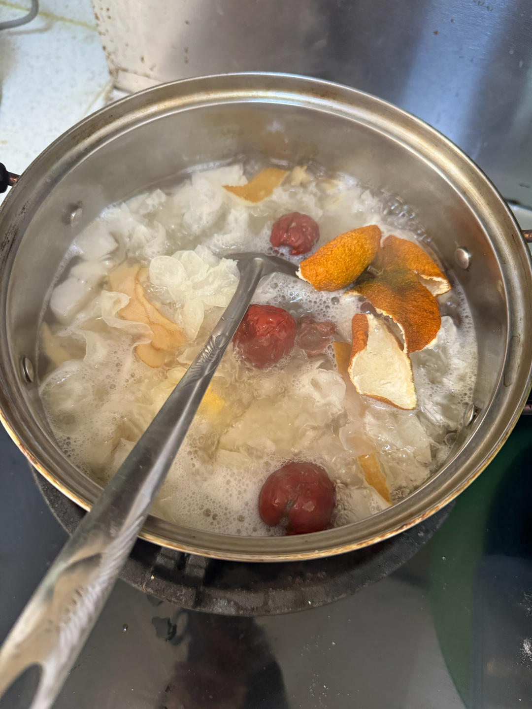 入秋一定要喝这碗汤，降火润肺，清肺去火还养颜！