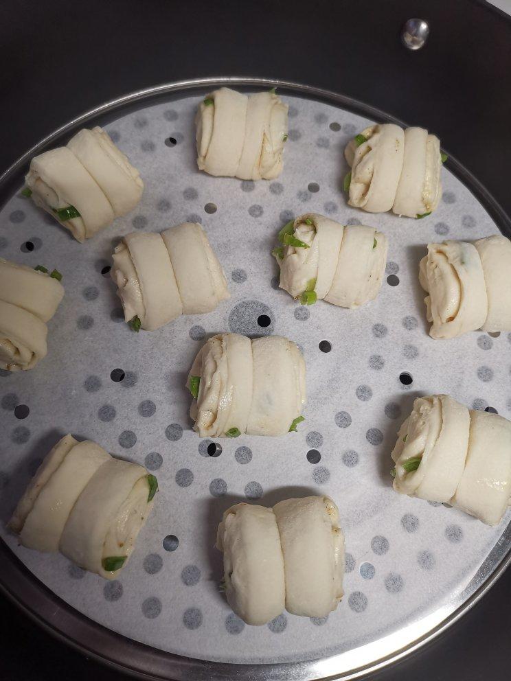 葱油花卷 Steamed Roll