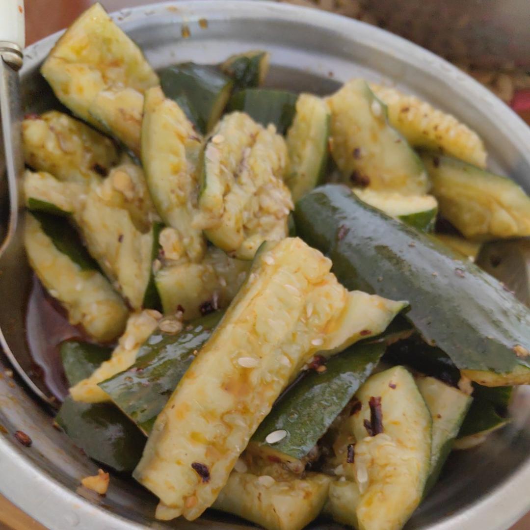 秘制凉拌拍青瓜/拍黄瓜