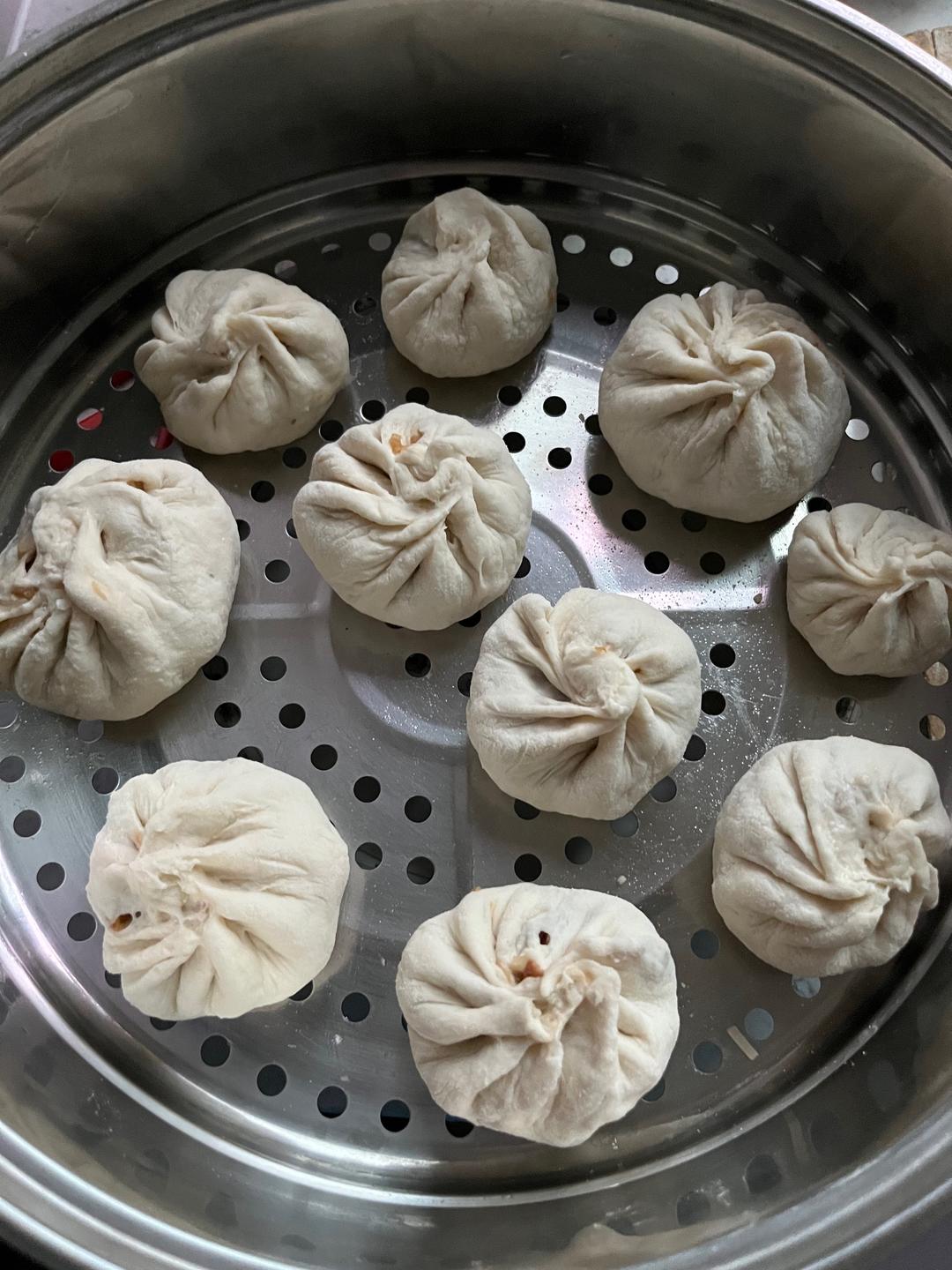 包子新品—-肘子萝卜包的做法