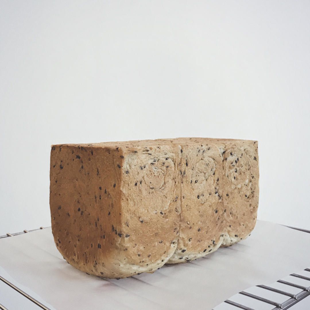 金大旺的黑芝麻吐司