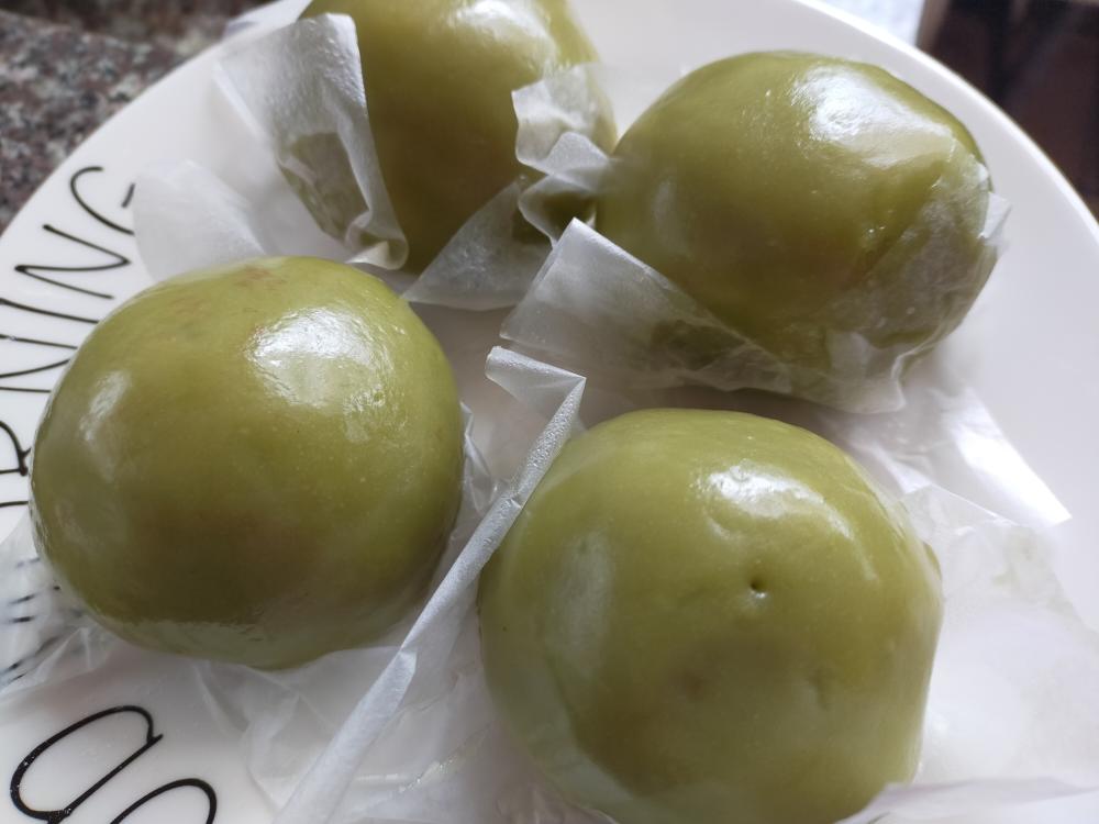 香甜软糯的艾草团