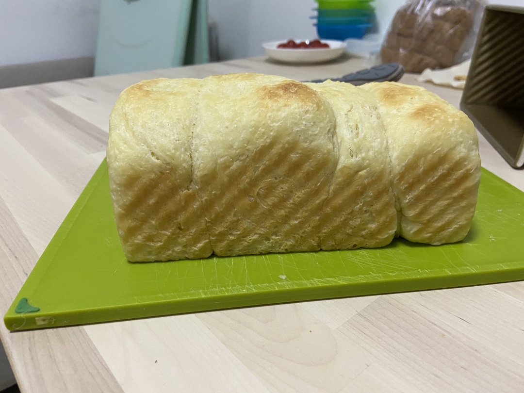吃过这个黄油面包Brioche，你很难再爱上街边蛋糕店的面包店