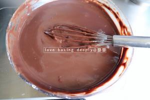 香浓巧克力❗一秒爱上巧克力纸杯蛋糕的做法 步骤8