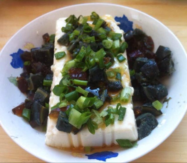 皮蛋豆腐