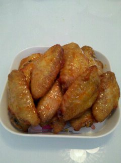 蒜香蜜汁烤鸡翅