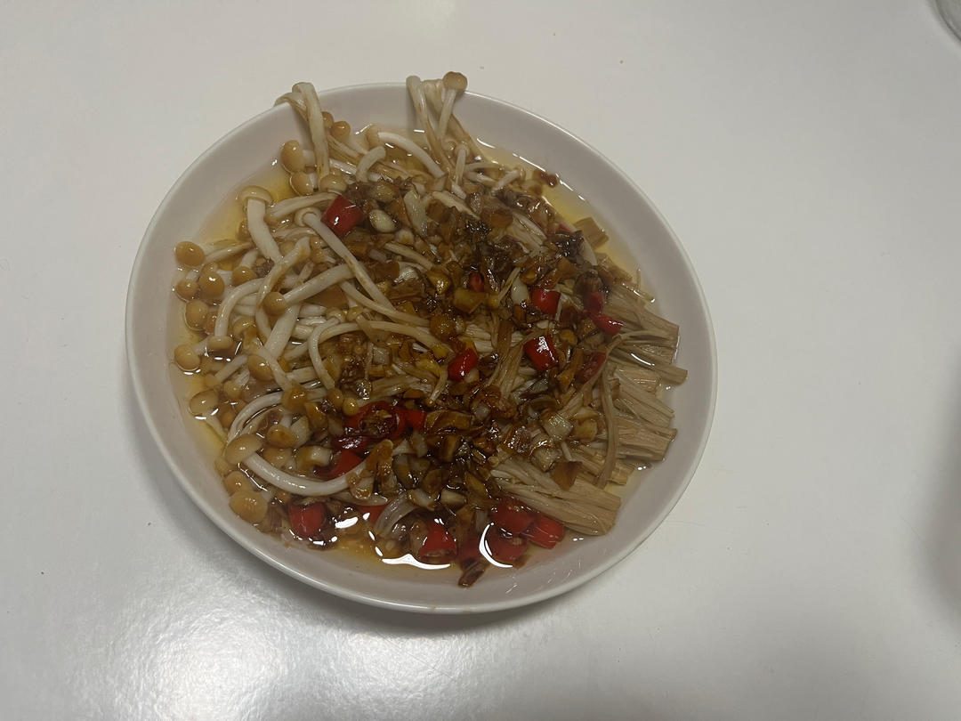 超级下饭的蒜蓉金针菇！好吃到爆