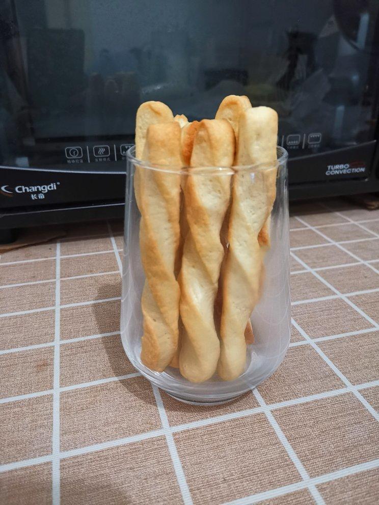 做木糠杯剩下的已经打发好的淡奶油怎么办