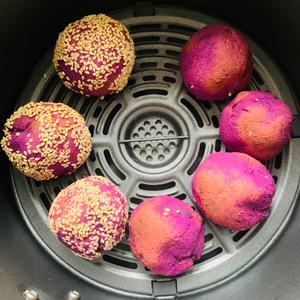 【空气炸锅】一次成功！糯叽叽的紫薯芝麻球，减脂期主食的做法 步骤1