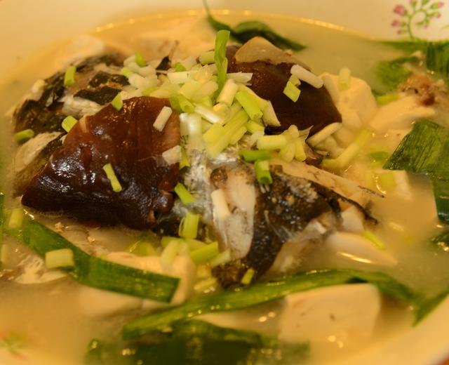 老丁的私房菜-鱼头豆腐汤的做法