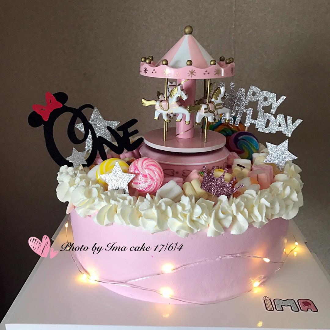 小麻烦的蛋糕开会了