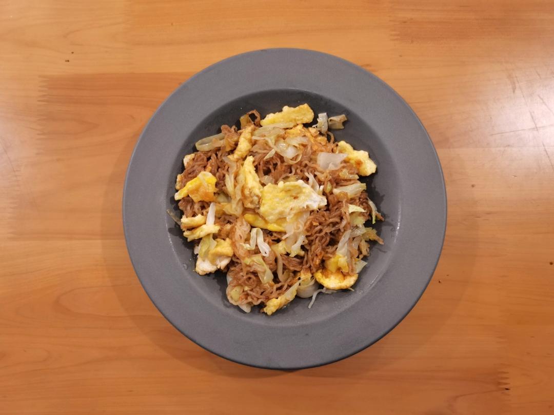 一个人也要认真吃饭