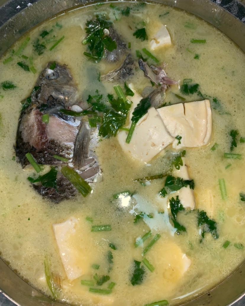 （白汤）鲫鱼炖豆腐