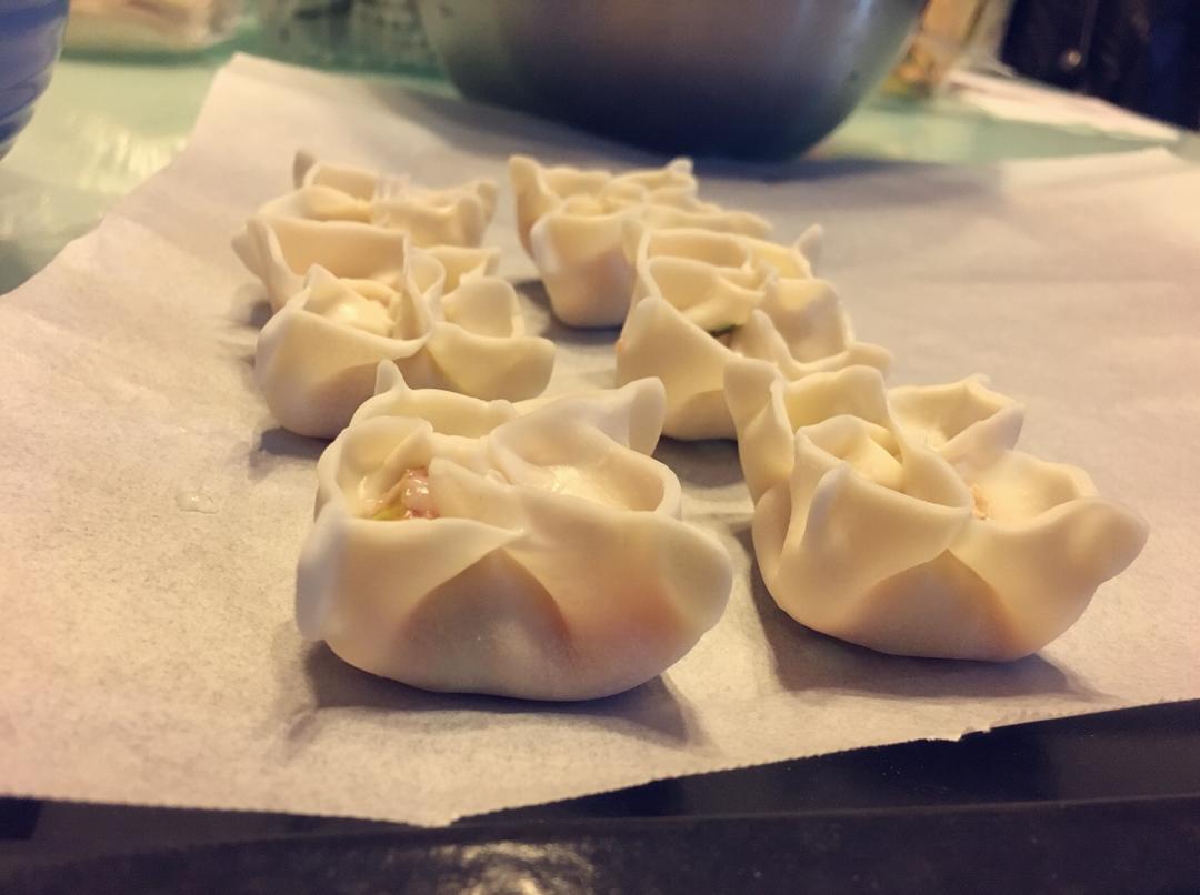 花样四喜鲜肉生煎（蒸）饺