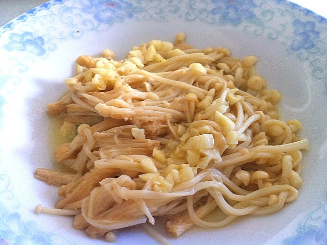 蒜蓉黄油烤金针菇