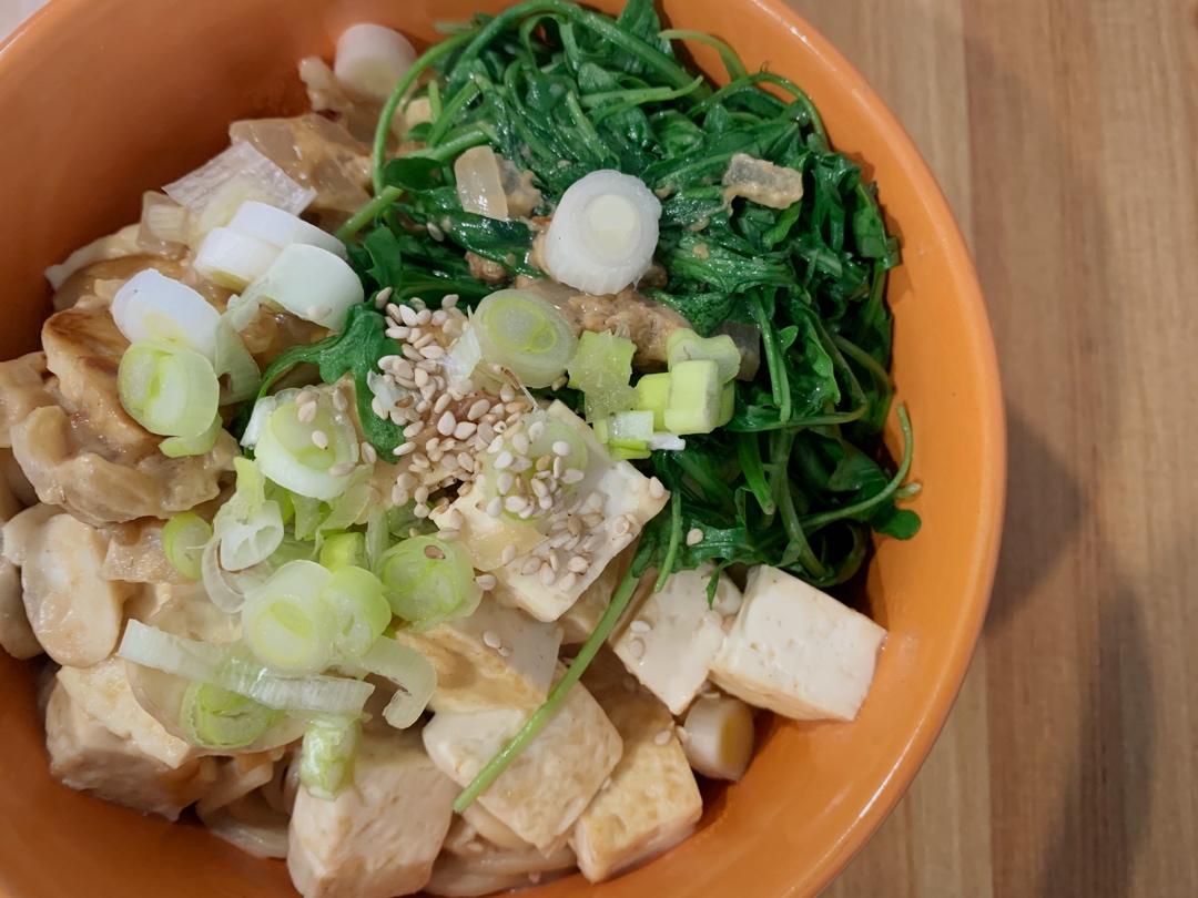 纯素：椰奶花生酱蘑菇面（搬运自deliciouslyella）
