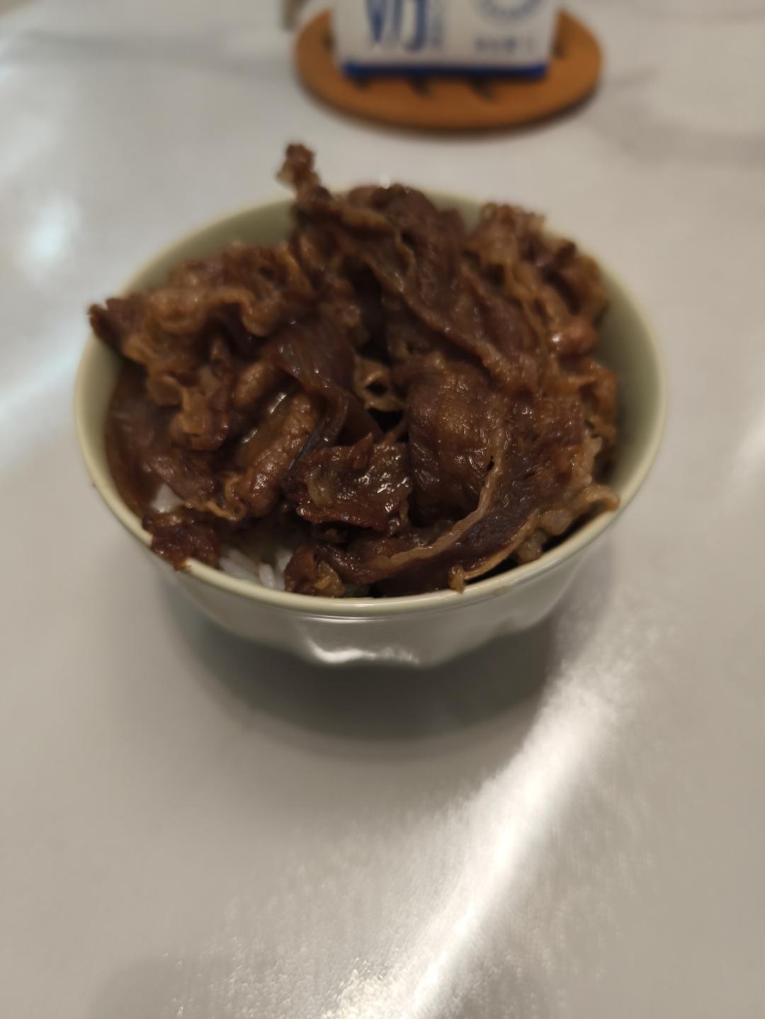 甩吉野家N条街的牛丼饭