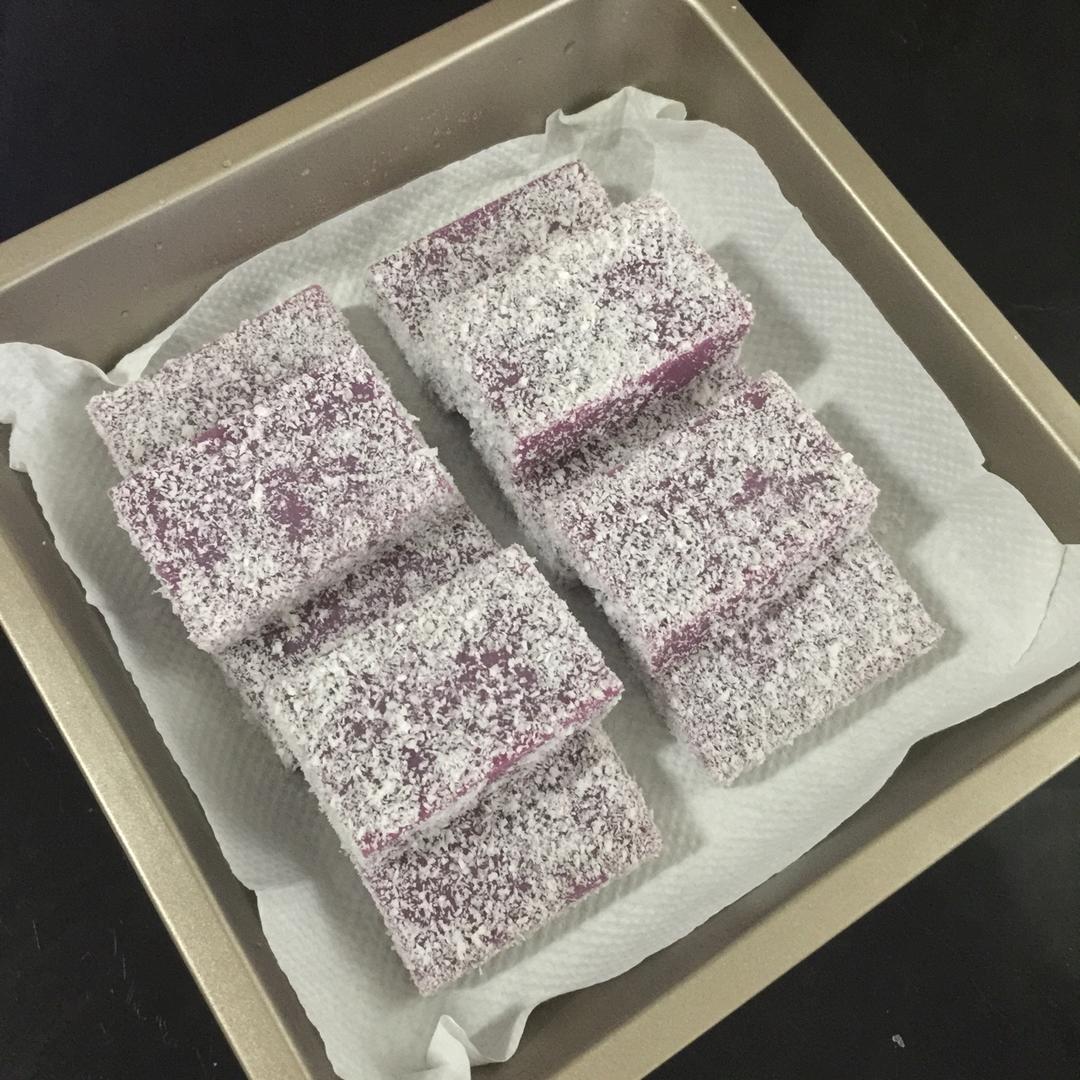 美味的紫薯凉糕