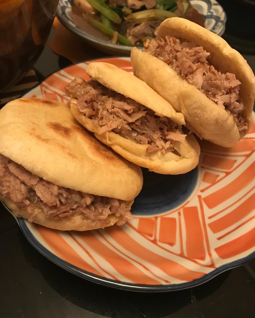 腊汁肉夹馍
