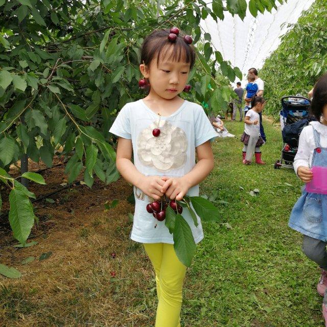 可爱的甜甜和妈妈