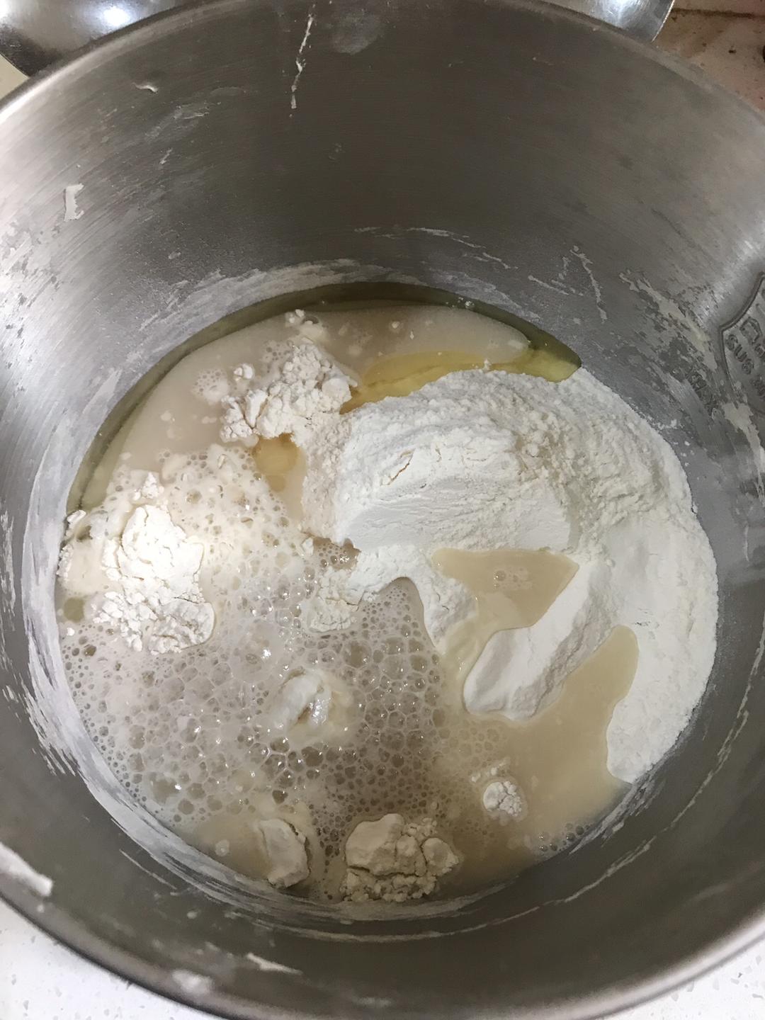 纯奶手撕吐司的做法 步骤1