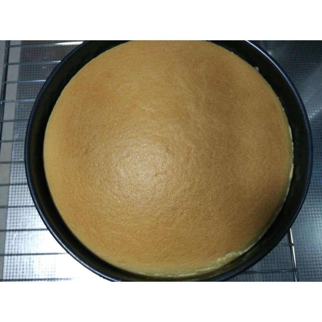 烤箱做蛋糕（戚风蛋糕的做法）