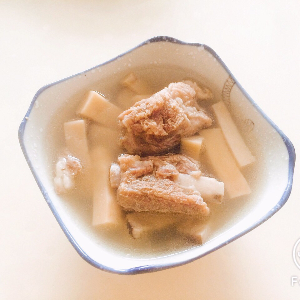 杏鲍菇排骨汤