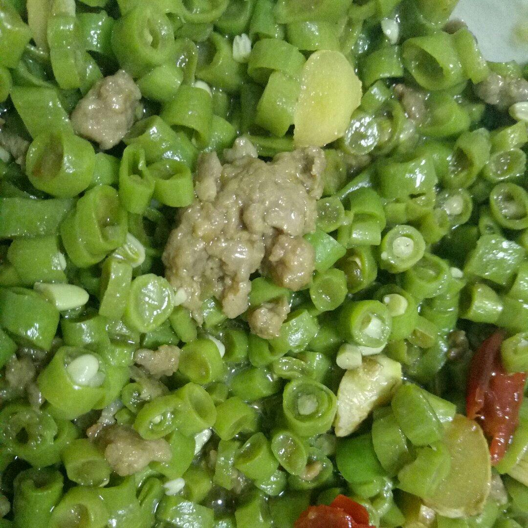 肉沫豆角下饭菜