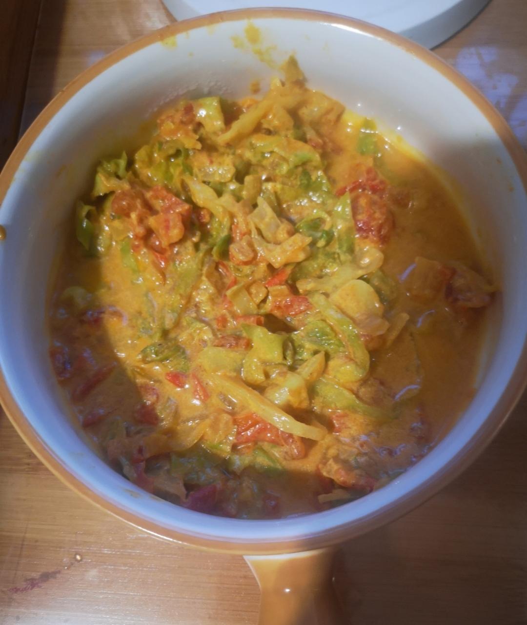 番茄卷心菜咖喱|咖喱酱版