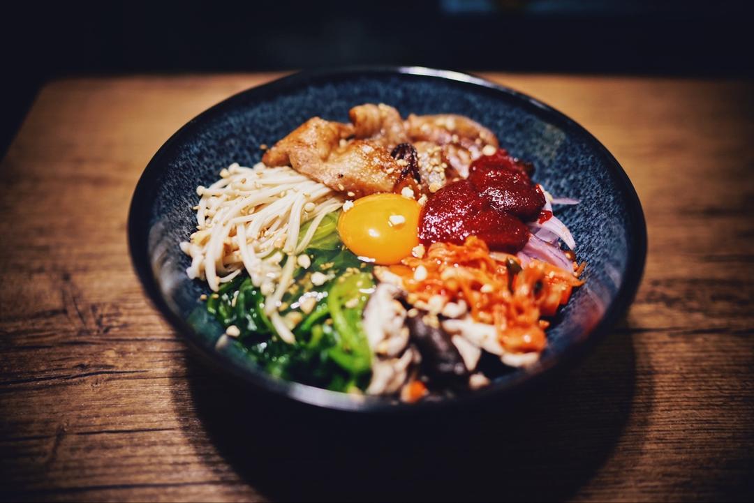 🔥日式石锅拌饭（平锅版.料理店快手、美味的秘诀.烧肉汁配方.好吃到泪奔😂）