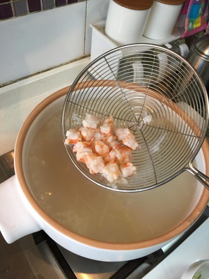 鲜虾香芹粥的做法 步骤5