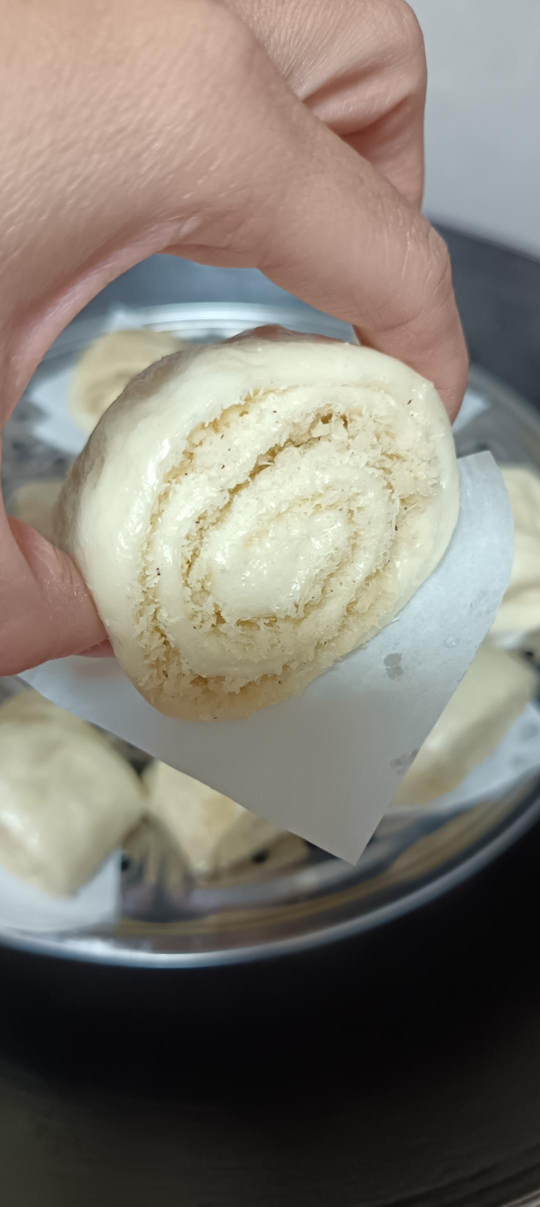 第一次自制椰蓉做椰蓉馅的椰丝卷（椰子渣渣的利用）