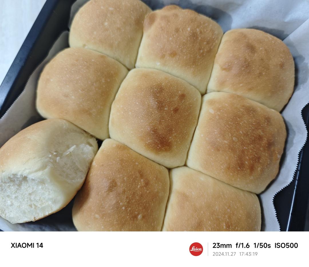 大人小孩都爱不释口的【蜂蜜牛奶小餐包】