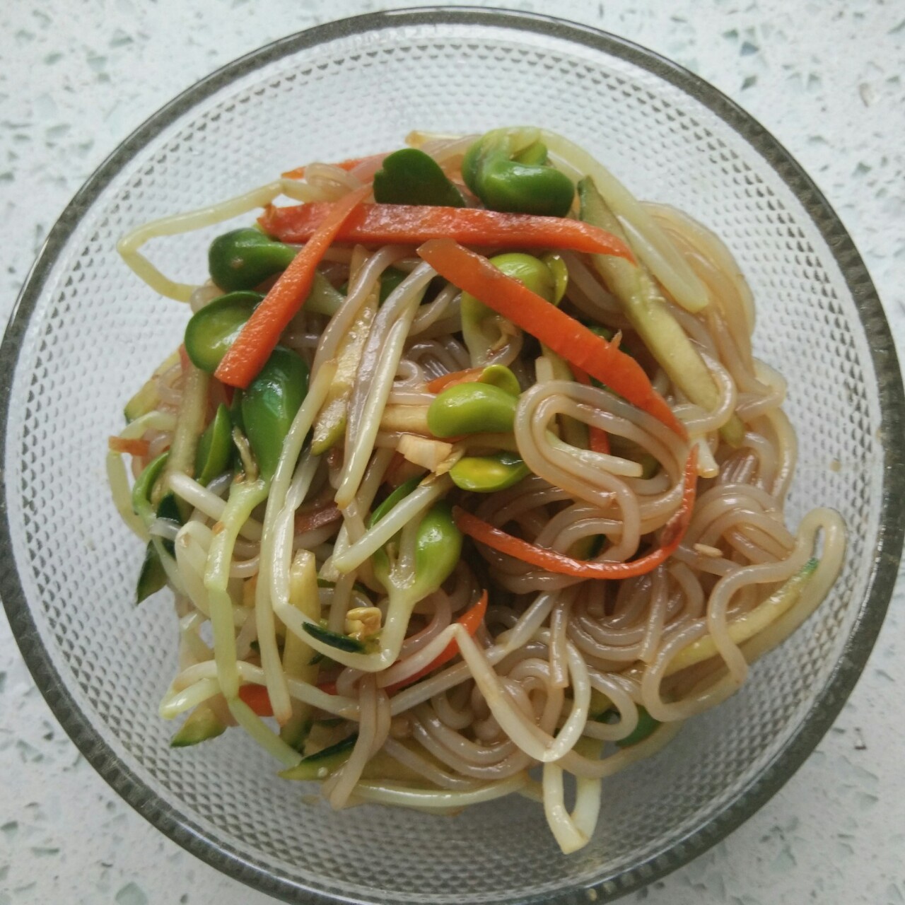 酸辣菠菜豆芽拌红薯粉